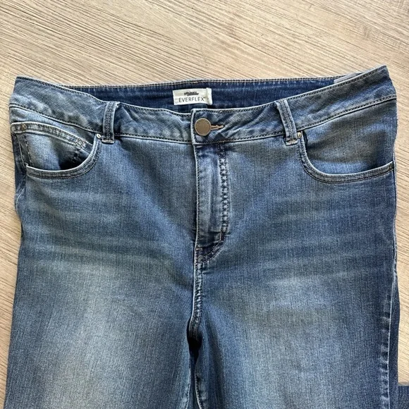 Maurices  everflex m.jeans super skinny high rise Curvy blue jeans size 12 - Picture 8 of 8
